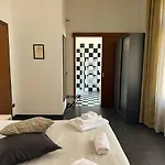 Al Castello 게스트하우스 3*