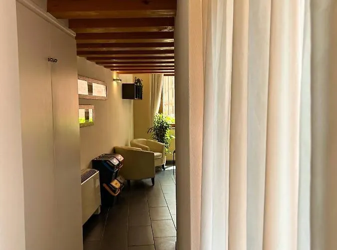 Al Castello Pensión Ferrara