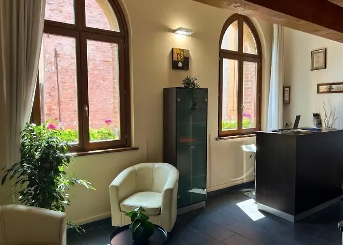 Pensión Al Castello 3*